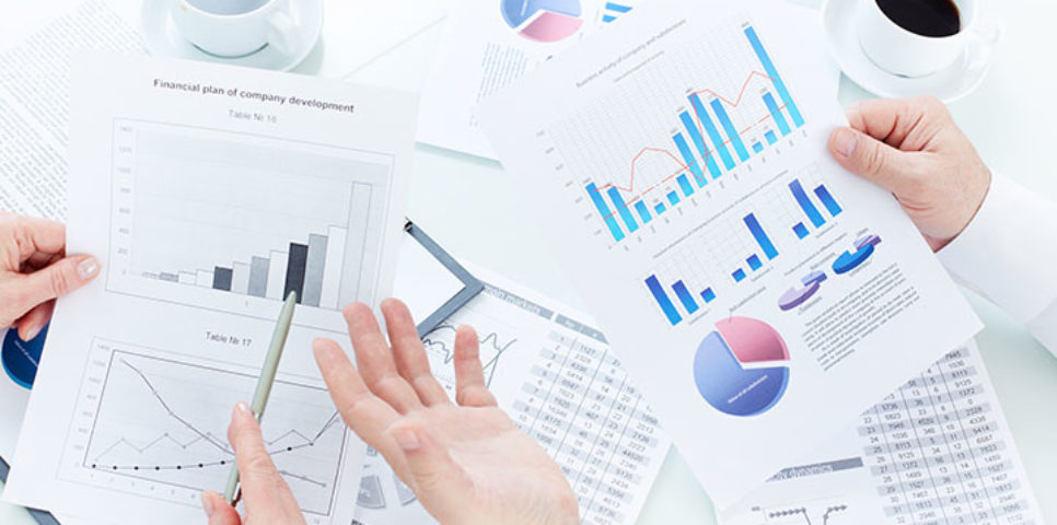 Analyzing market